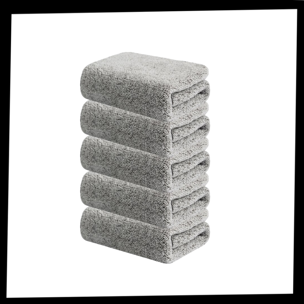 Conjunto de 4 toalhas de microfibra de bambu da marca genérica, toalhas macias e absorventes para limpeza e uso diário.