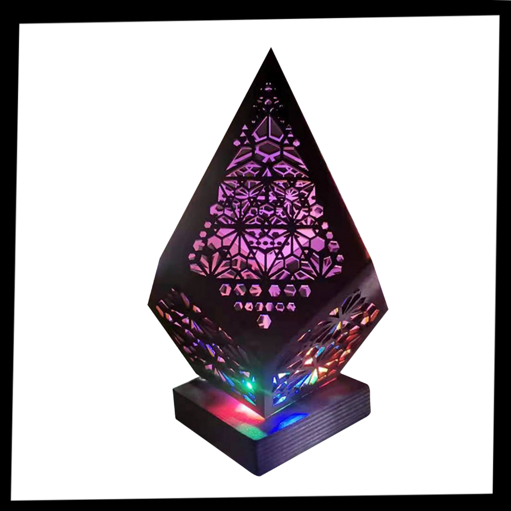 Luminária de piso LED estilo boho da Xiaxaixu com design elegante e detalhes rústicos, ideal para decoração moderna e aconchegante.