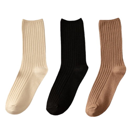 Três pares de meias de algodão com acabamento canelado para mulheres, marca Sierra Socks, estilo confortável e casual.