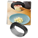 Presse-ail de aço inox da marca Dechoicelife, utensílio de cozinha para triturar alho de forma eficiente.