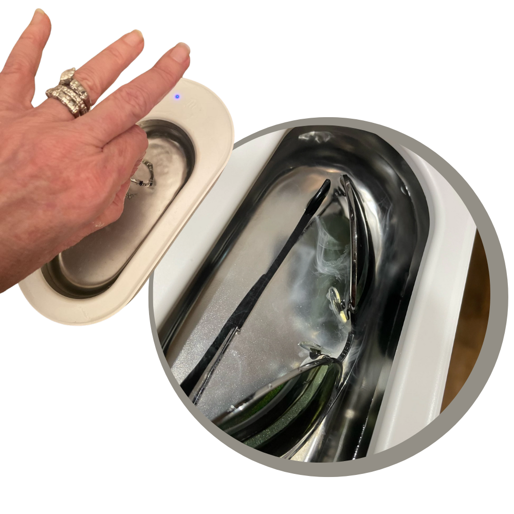 Ferramenta de limpeza de alta frequência Eraclean para joias, fácil de usar, com design compacto e funcional.