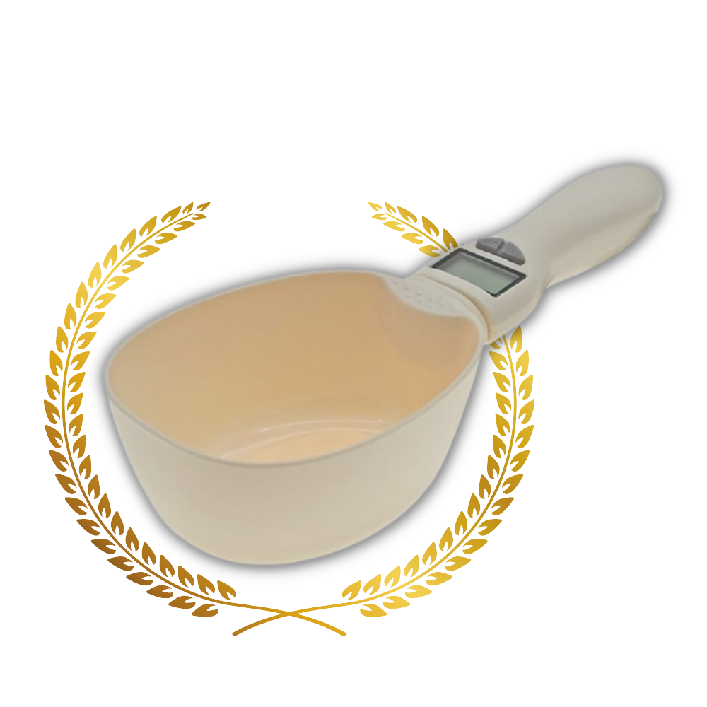 Colher de pesagem para alimentos de animais, feita por Super Store Online, usada para medir porções de comida para pets.