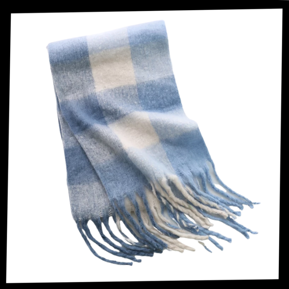 Cachecol feminino de inverno xadrez da Oem, tecido macio e quente, ideal para dias frios, com padrão xadrez vibrante.