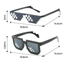 Óculos de sol pixel mode da Mypartyshirt com armação retangular e lentes coloridas em estilo urbano.