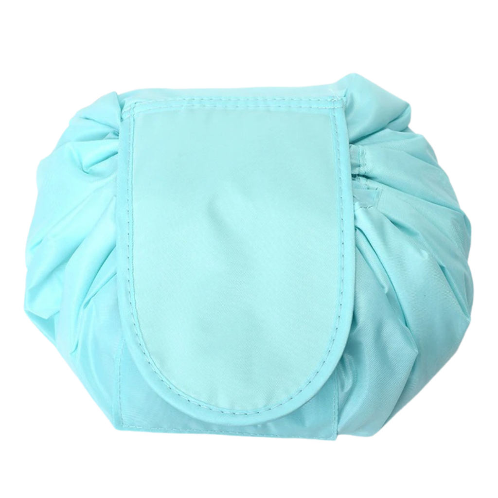 Necessaire de maquiagem dobrável azul com cordão de fechamento, ideal para organizar produtos de beleza de forma prática.