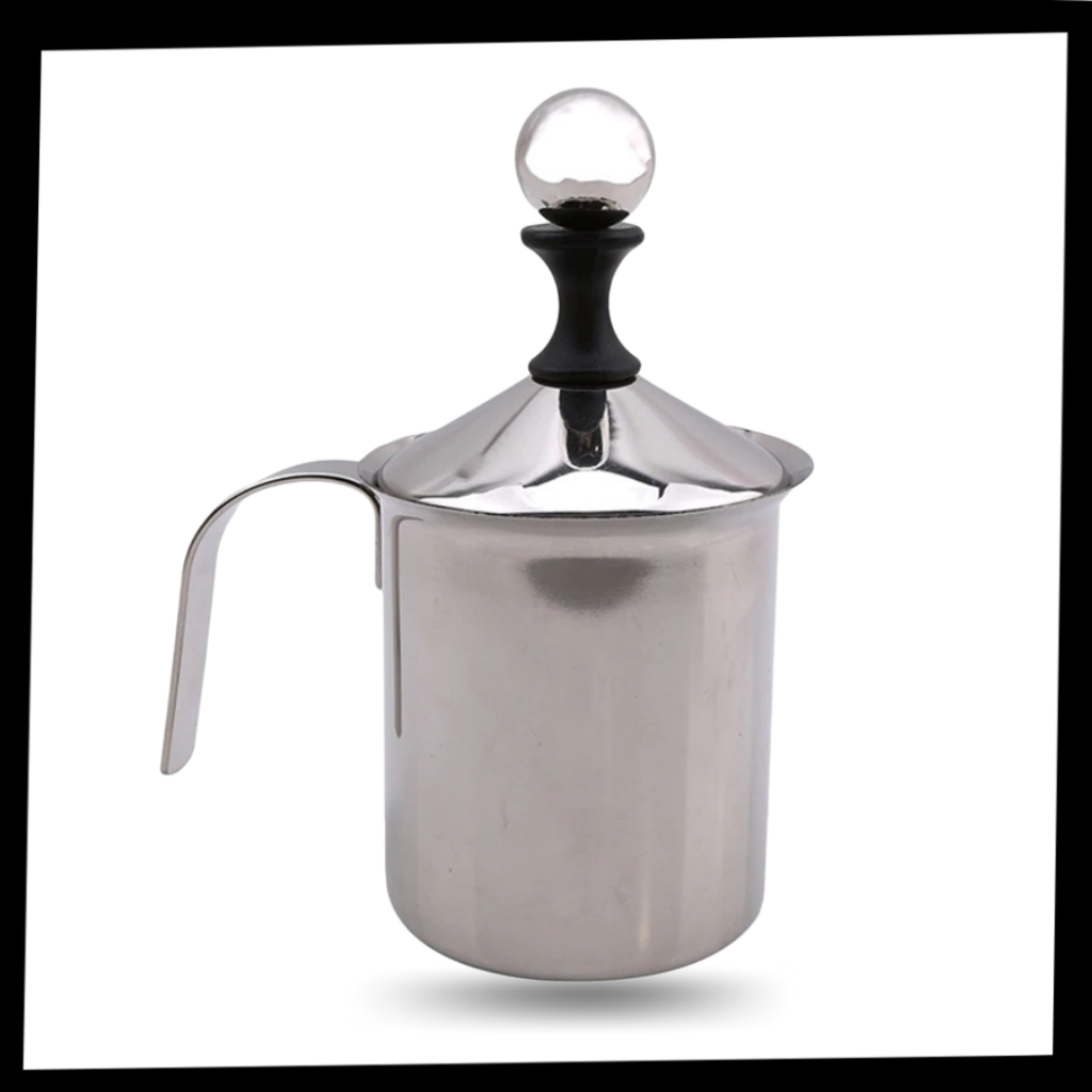 Mousseur manual de aço inoxidável para leite de 400 ml, utensílio de cozinha da marca Homyl, pronto para espumar leite.