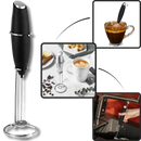 Mousseur de leite elétrico portátil Powerlix, leve, com suporte para preparar bebidas cremosas em casa.