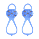 Crampons antideslizantes Flyingtoy com picos de metal para atividades de inverno, em azul, proporcionando segurança ao caminhar na neve.