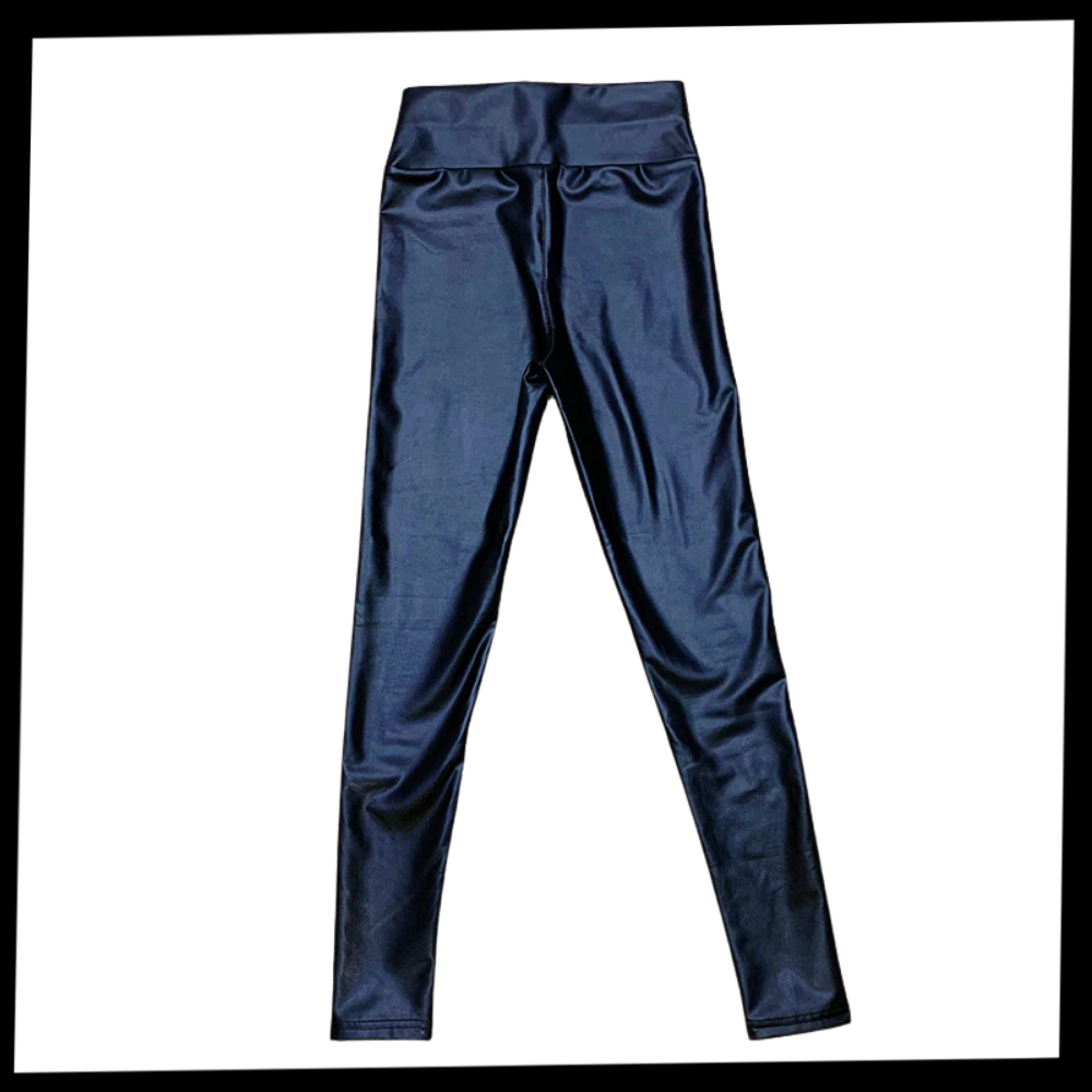 Pantalon feminino em couro sintético de cintura alta da marca Manifique, visualizador de pacote com couro falso.