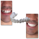 Cobertura dentária Pyltt para sorriso perfeito, molde confortável, disfarça imperfeições nos cuidados bucais.