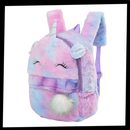 Mochila de pelúcia de unicórnio para meninas da marca Chamair, com detalhes fofos e espaços para itens pessoais.