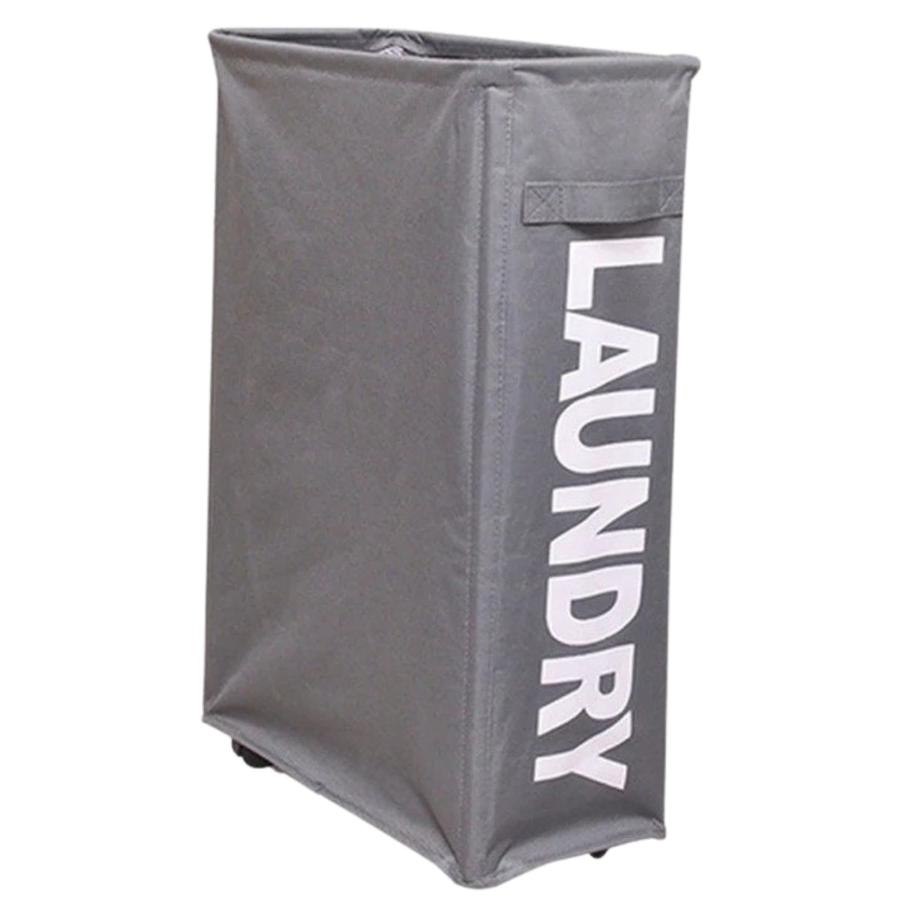 Cesto de roupa portátil com rodas da Tradecan, feito de plástico resistente, com alça para fácil transporte.