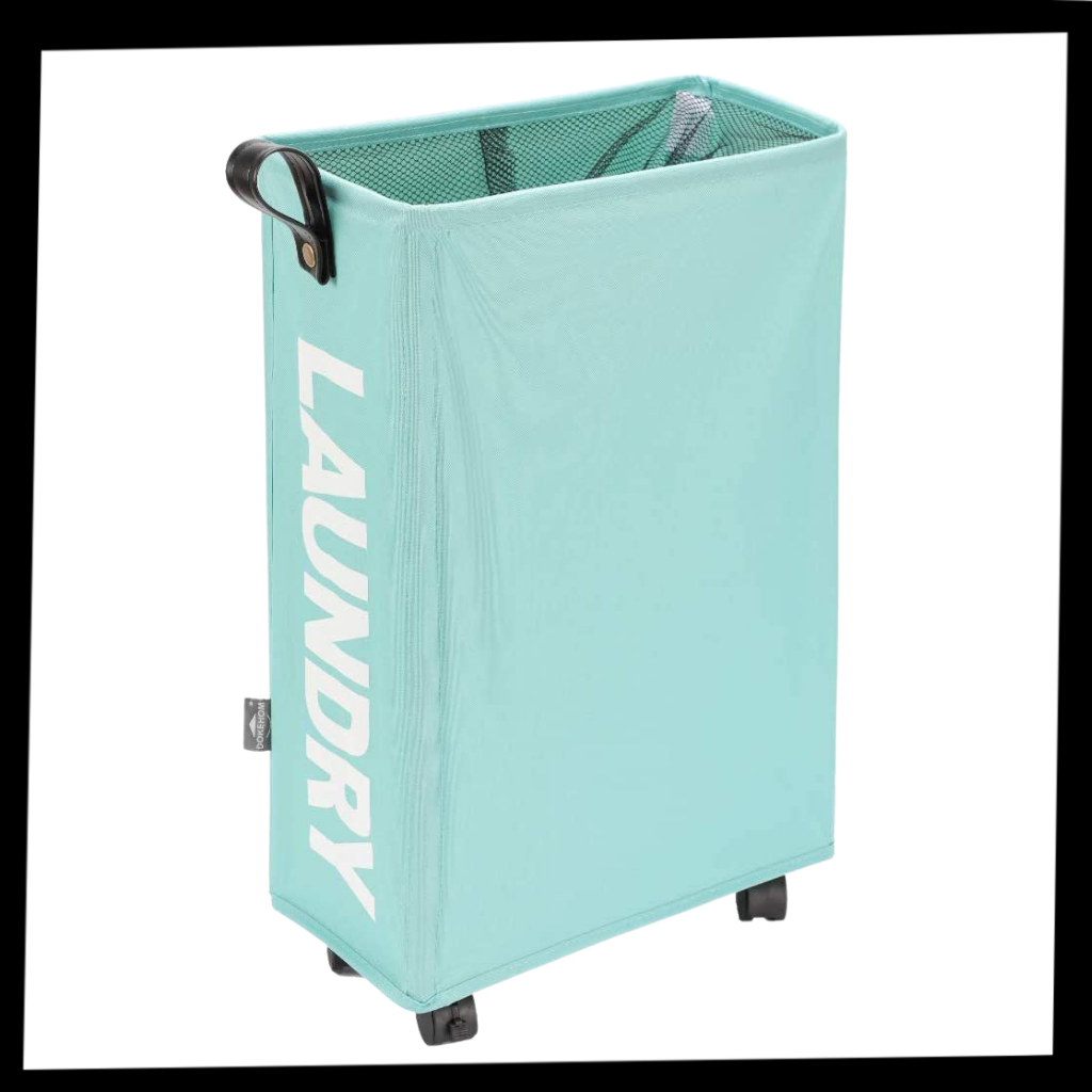 Cesto de roupa portátil com rodas da Tradecan, produto de lavanderia com alça para fácil transporte.