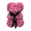 Boneco ursinho em rosas da Bafind, presente em coffret de poupées e figurines decorativas, com acabamento em vermelho.