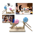 Jogo de esgrima com balões de bambu da Weisipu, com figuras divertidas e acessórios para brincadeiras ao ar livre.
