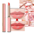 Batom hidratante de cor variável da Boatime, com acabamento rosado e textura suave, ideal para hidratação e estilo natural.