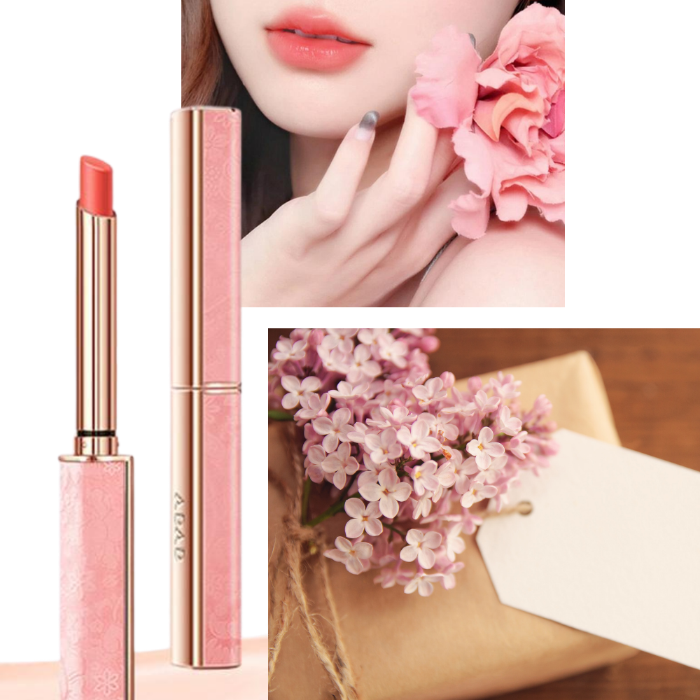 Batom hidratante de cor variável da Boatime, com acabamento rosado, em embalagem de cosméticos para lábios.