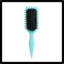 Escova desamassadora e definidora para cabelos cacheados da marca Chailin, com design azul e cerdas para modelar as ondas.