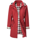 Casaco trench-coat vermelho impermeável da Musuos, veste elegante e resistente à água, ideal para clima chuvoso ao ar livre.
