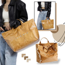 Bolsa tote grande impermeável da Womail, bagagem e acessórios de couro, com acabamento limpo e resistente à água.