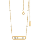 Colar clássico da Bloomingdale's com três pedras móveis em ouro amarelo, design elegante e atemporal.