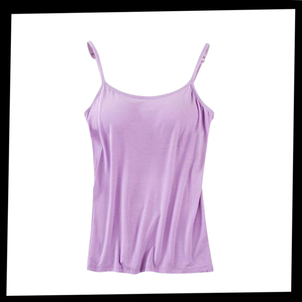 Camisola bege da marca Cn com suporte de sutiã integrado, roupa íntima confortável e elegante para uso diário.
