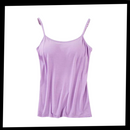 Camisola bege da marca Cn com suporte de sutiã integrado, roupa íntima confortável e elegante para uso diário.