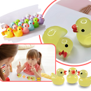 Brinquedo de desafio com pequeno pato da Sanbonepd, brinquedo de atividade fofo com pato brincalhão e colorido.