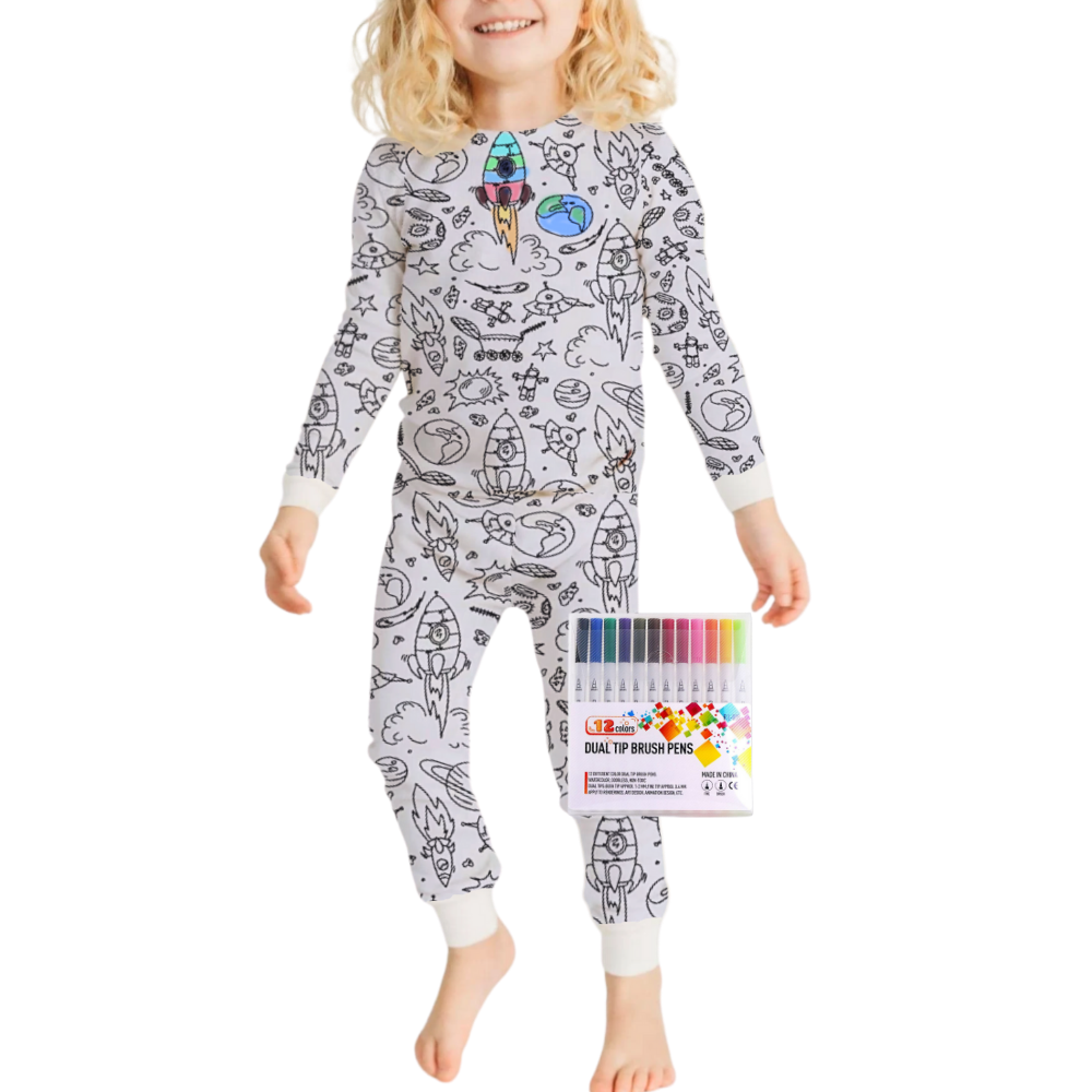 Pijama à colorir Bjutir com estampa de desenhos espaciais, roupa de dormir confortável para crianças, estilo doodle e diversão.