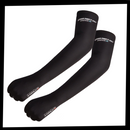 Luvas de proteção solar para braços da marca Elaydool, usadas na segurança de veículos, em tom azul para mulheres.