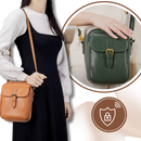 Bolsa de ombro elegante e versátil da marca Matoen, com design estiloso e acabamento sofisticado em couro.