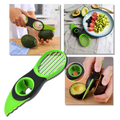 Ferramenta multifuncional ergonômica da Etcbuys para cortar e preparar abacates na cozinha, com design confortável e prático.