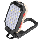 Lanterna de mão LED à prova d'água e ajustável da marca First Deal, com foco na luz e no corpo resistente.