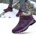 Bota de inverno quente da Qiucdzi com forro de fleece, ideal para atividades e esportes de inverno, mostrando o interior acolhedor.