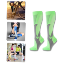 Meias de compressão funcionais e elegantes da marca Xtf by Extreme Fit, com design moderno e detalhes de suporte.
