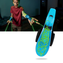 Brinquedo de arma lance-toile de aranha luminosa da Maxpower, com teia brilhante e iluminação que destaca detalhes do brinquedo.
