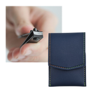 Conjunto de manicure da Haribason com estuche marrom, incluindo cortadores, lixas e ferramentas para cuidados das unhas.