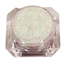 Sombra de olhos Jcat Beauty com acabamento galáctico, refletindo cores vibrantes em embalagem de cosméticos.
