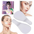 Autocolantes invisíveis da Ldyso para lifting facial, aplicação discreta na pele do rosto, produto de cosméticos.