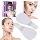 Autocolantes invisíveis da Ldyso para lifting facial, aplicação discreta na pele do rosto, produto de cosméticos.