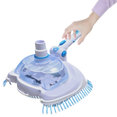 Escova aspirador para piscina Maboto, acessório para limpeza de piscinas e spas com cerdas resistentes.