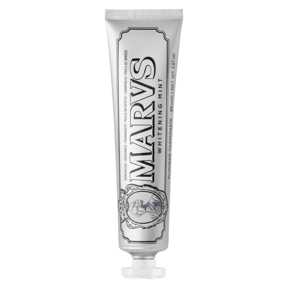 Dentifrício branco de menta da marca Marvis, para cuidados bucais e dentes mais brancos, em embalagem roxa.