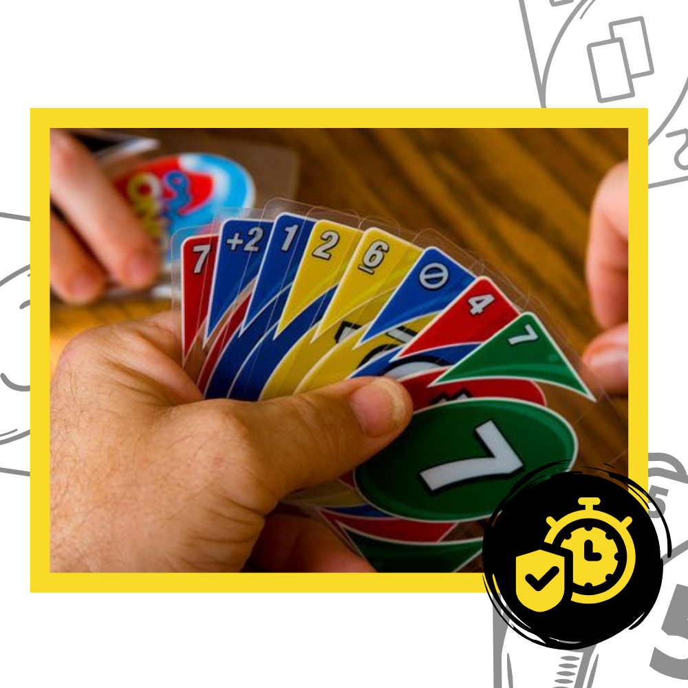 Baralho de cartas UNO Classique à prova d'água da Mattel, com cores vibrantes e design resistente para diversão.