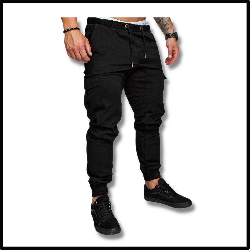 Calças cargo slim para homens da marca AfdoEnt, com design ajustado e bolsos laterais, em cor preta.