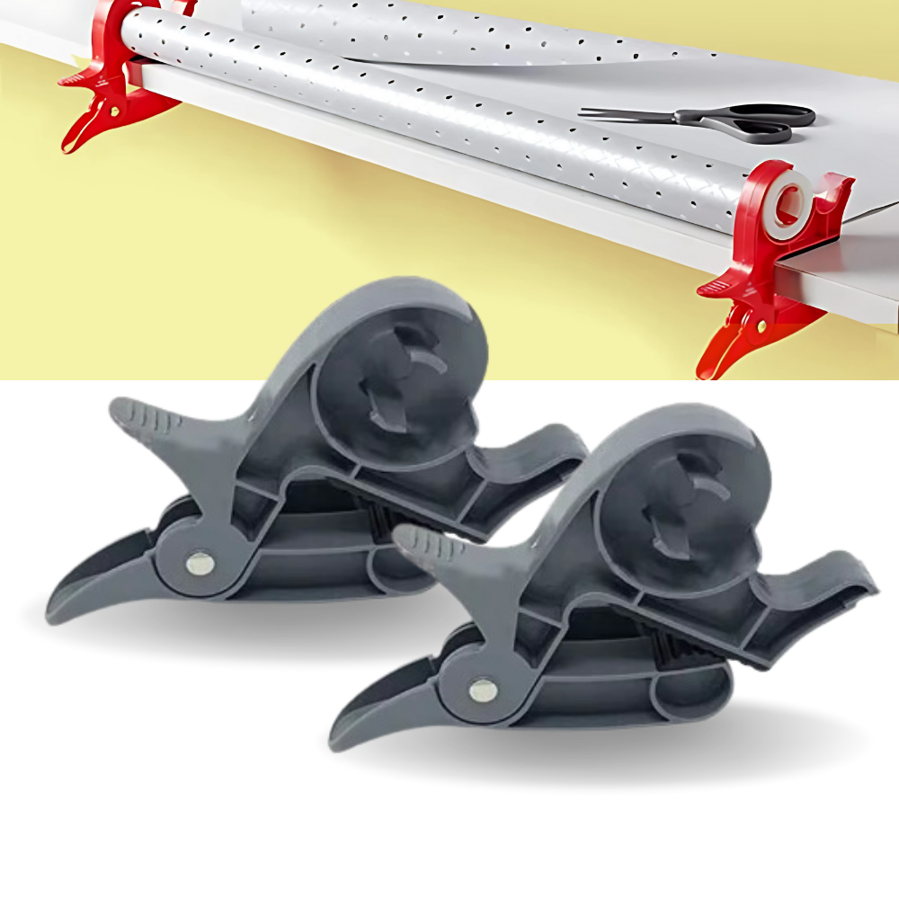 Suporte multifuncional 3M para papel de presente com trombones e pinças, segurando papel de embrulho decorativo.