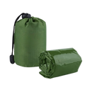 Saco de sobrevivência em Mylar verde para camping e caminhada, produto da marca Emergency Zone, refletivo e compacto.