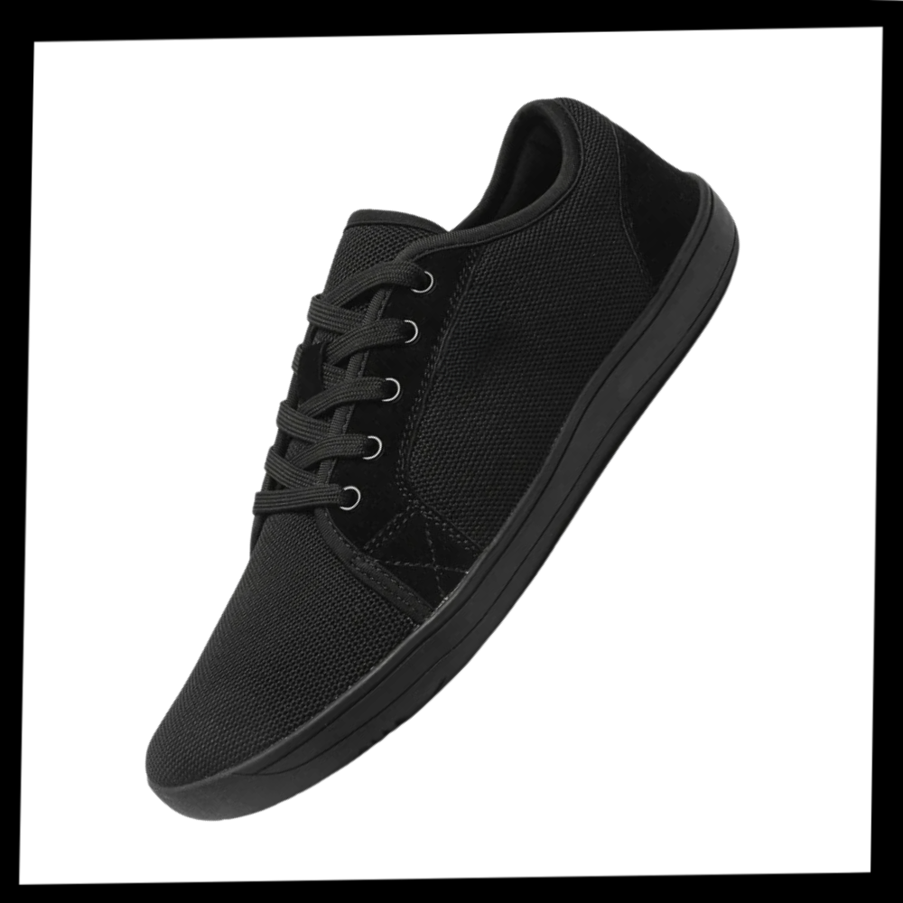 Sapatos de caminhada confortáveis e largos da Cerythrina, usando forma aberta para maior conforto e suporte.