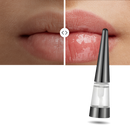 Bálsamo labial hidratante e reestruturante da Ostrifin, com acabamento rosado e textura suave para lábios mais volumosos.