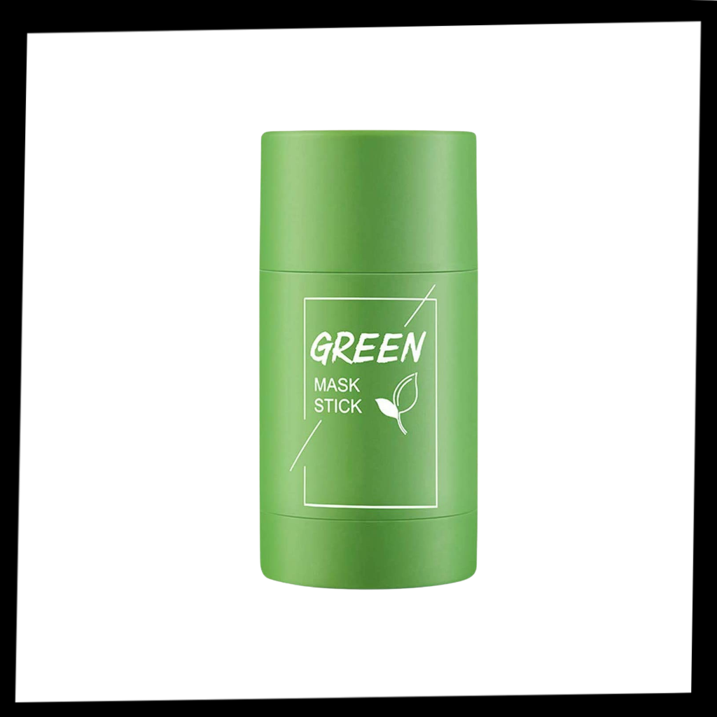 Máscara de chá verde da Overtake, com ação de limpeza e combate a pontos negros, para pele limpa e revitalizada.