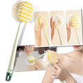 Escova de banho exfoliante para o corpo da marca Pakainn, com cerdas de nylon rosa para cuidados de beleza e higiene corporal.